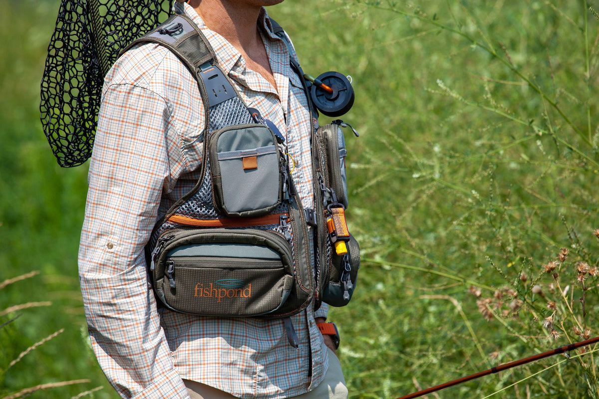 Fishpond Sagebrush Pro Mesh Vest chest pockets and breathable mesh detail