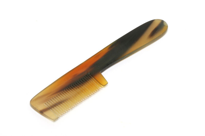 Hareline Underfur Hair Bone Comb fly tying tool