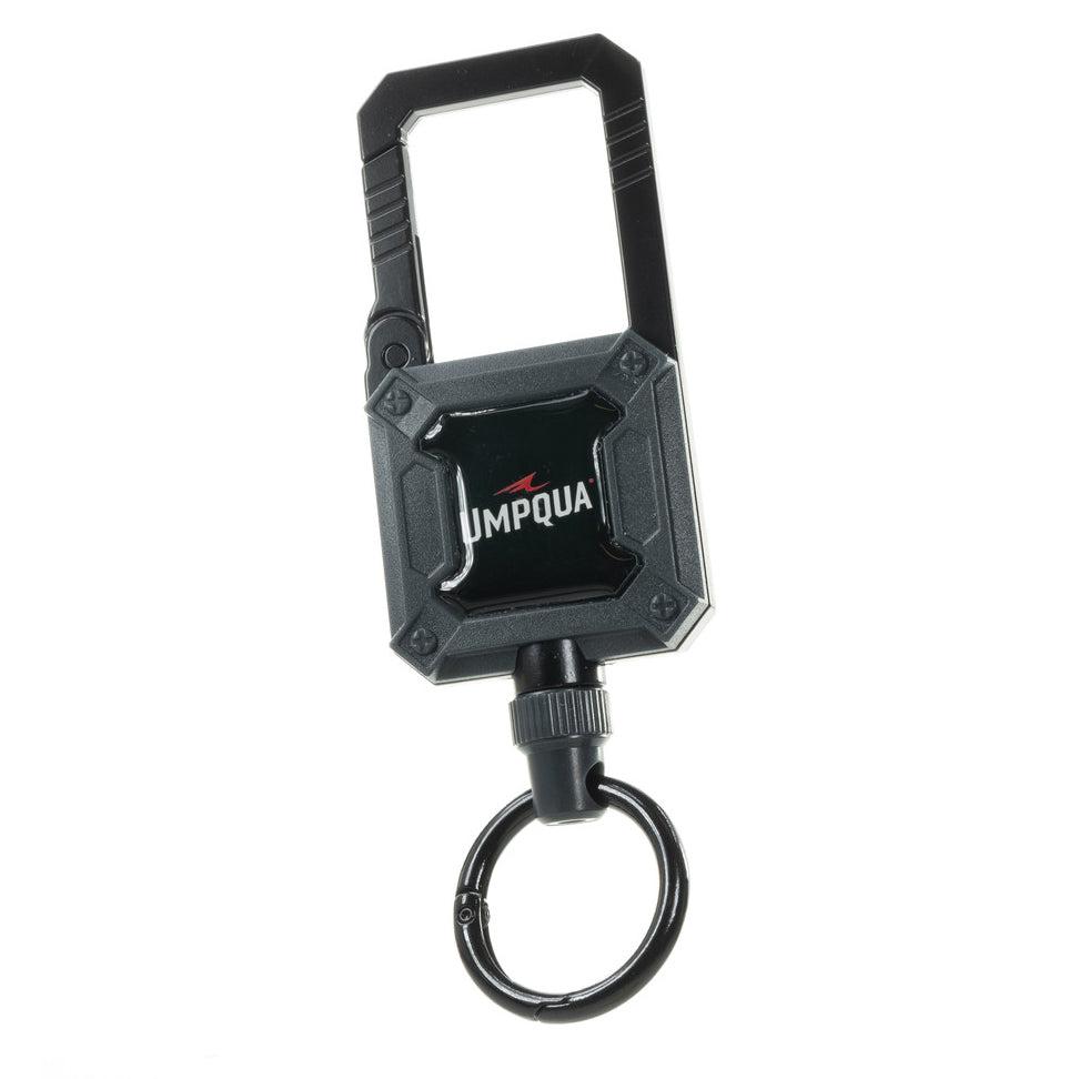 Umpqua RiverRun Large Retractor in Gunmetal with heavy-duty carabiner and magnetic tool keeper.