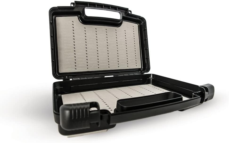 Scientific anglers fly box boat box. On the water storage. Great for articulated streamers & poppers. 