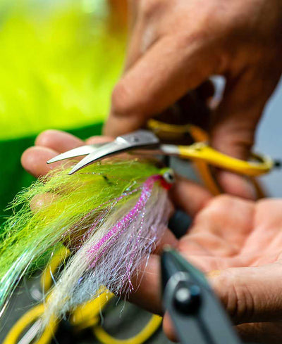 Loon Ergo Prime Curved Shears with Precision Peg